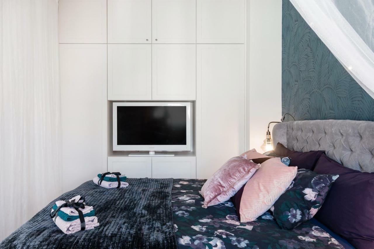 Romantic Designer Apartment Prague Exterior photo