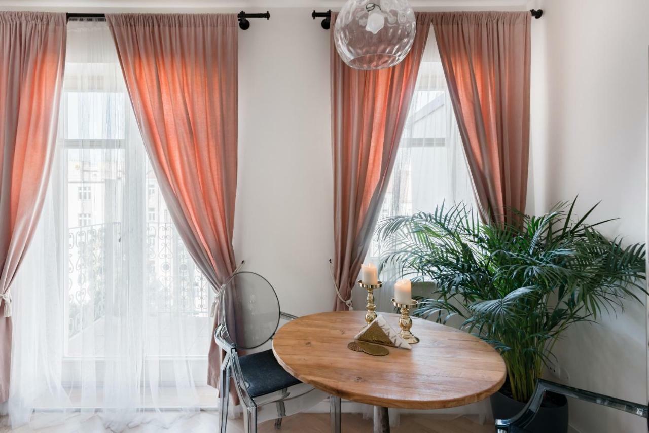 Romantic Designer Apartment Prague Exterior photo